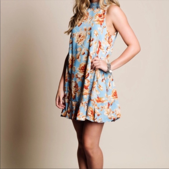 ❣️ Sale was 45$ down sizing ❣️ Floral choker loose fitted dress - Picture 6 of 6